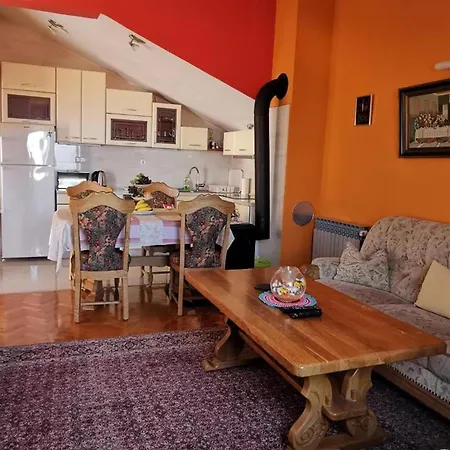 Nina Apartment Podstrana