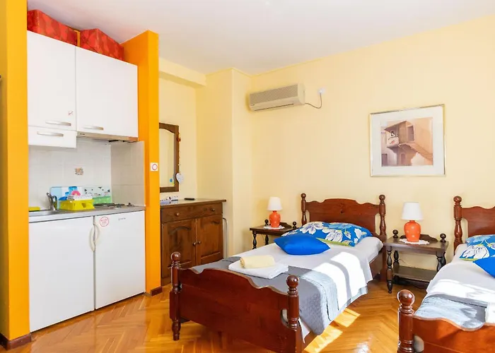 Apartment Sunset Near Podstrana