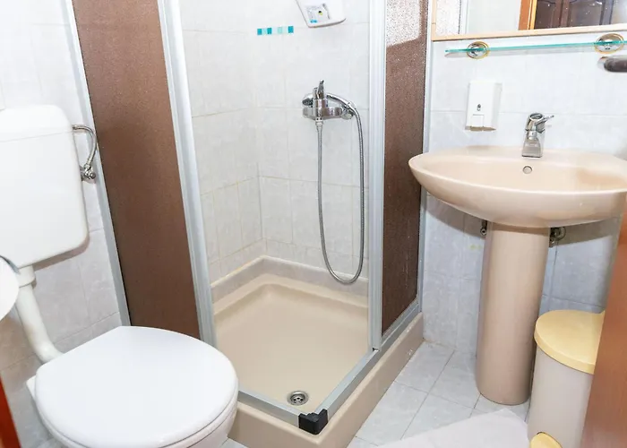 Apartment Sunset Near Podstrana