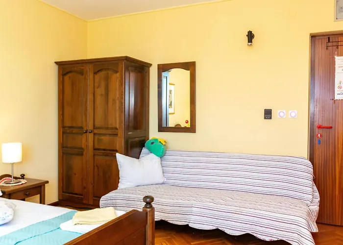 Apartment Sunset Near *