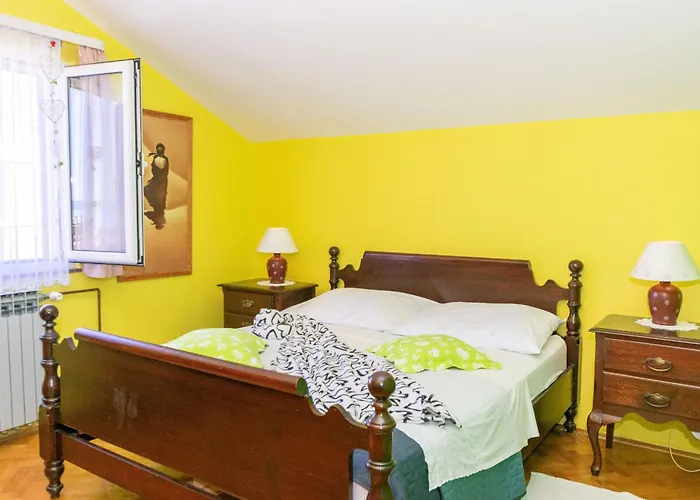 Apartment Sunset Near Podstrana