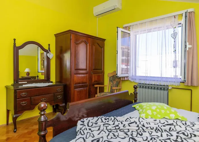 Apartment Sunset Near